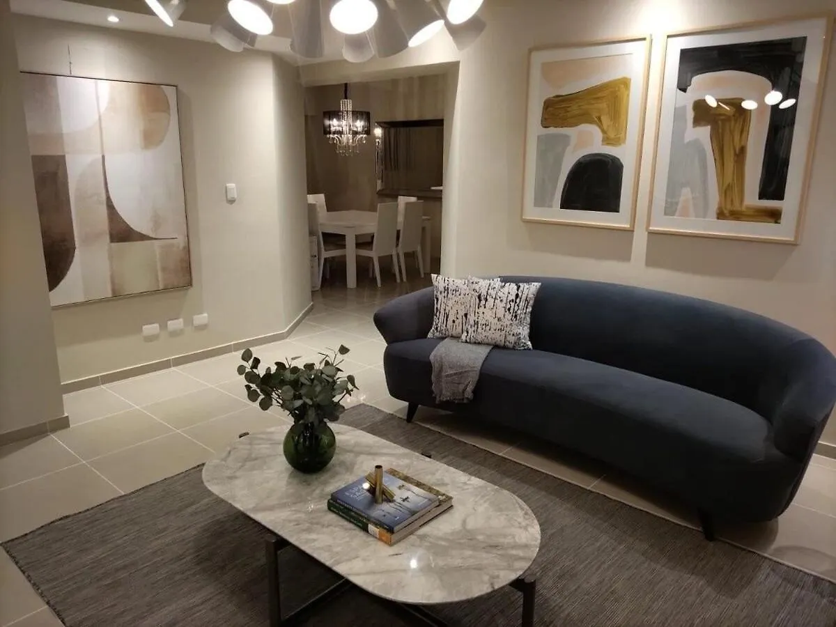Full Apartment Muy Cerca del Malecón, 3 Habitaciones espaciosas con A/C, Wifi, Netflix Santo Domingo