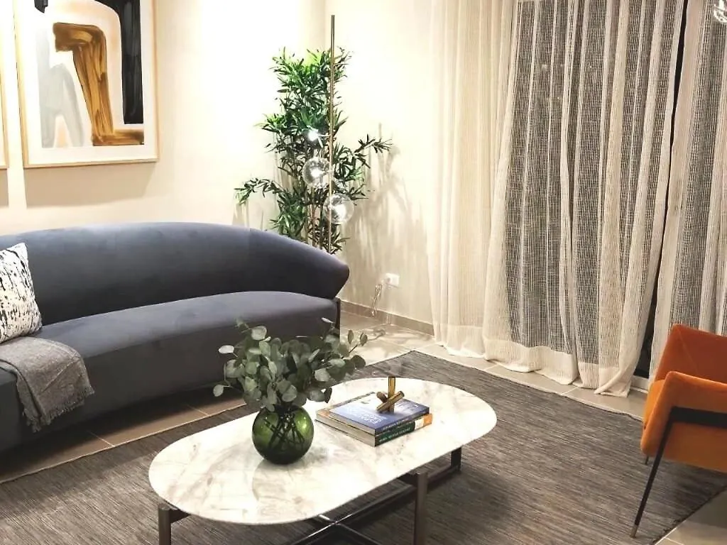 Full Apartment Muy Cerca del Malecón, 3 Habitaciones espaciosas con A/C, Wifi, Netflix Santo Domingo
